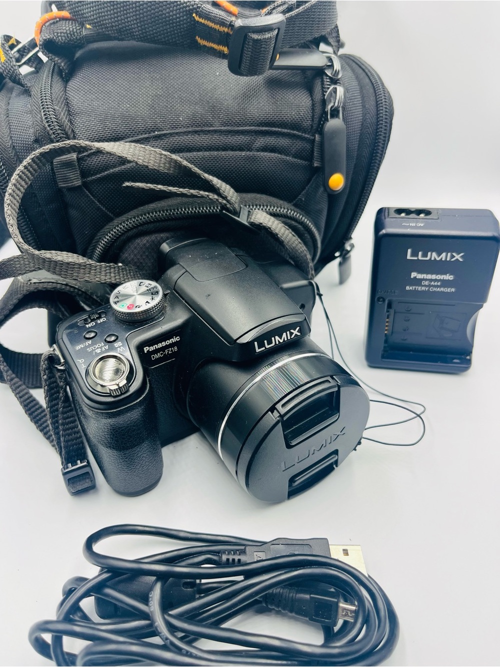 Panasonic Lumix DMC-FZ18 Black Bridge Camera with Charger, Cable & Case